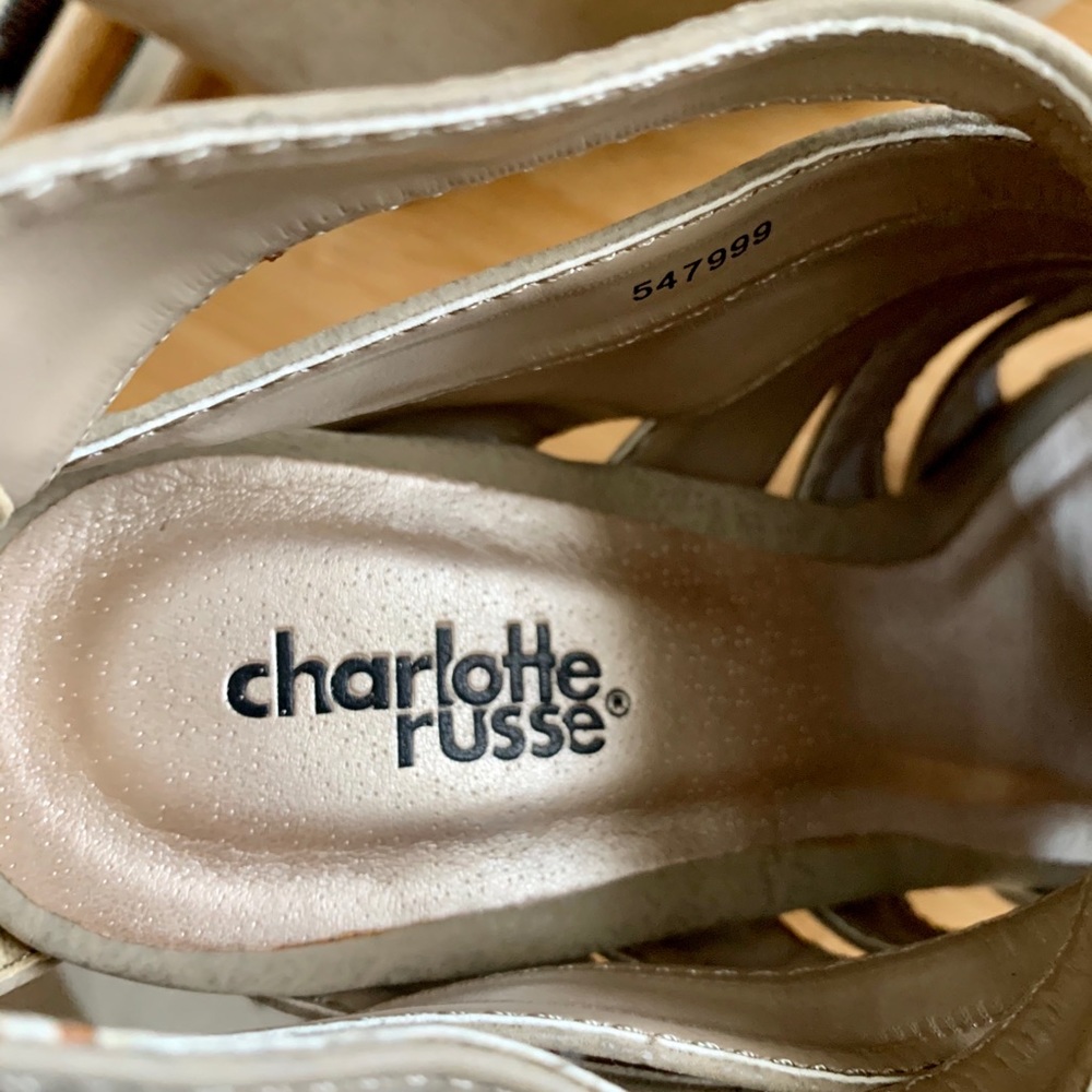 Charlotte Russe Nude Wedge Heel - Picture 4 of 8